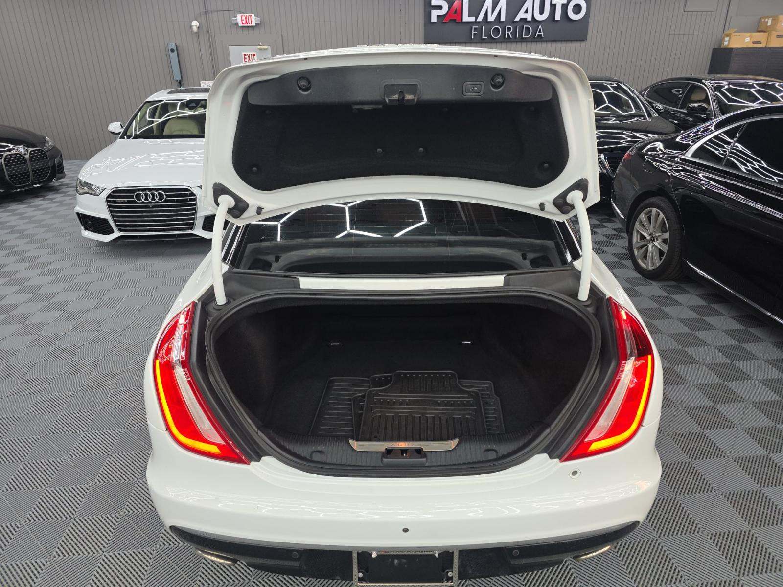 2019 Jaguar XJ L Portfolio RWD