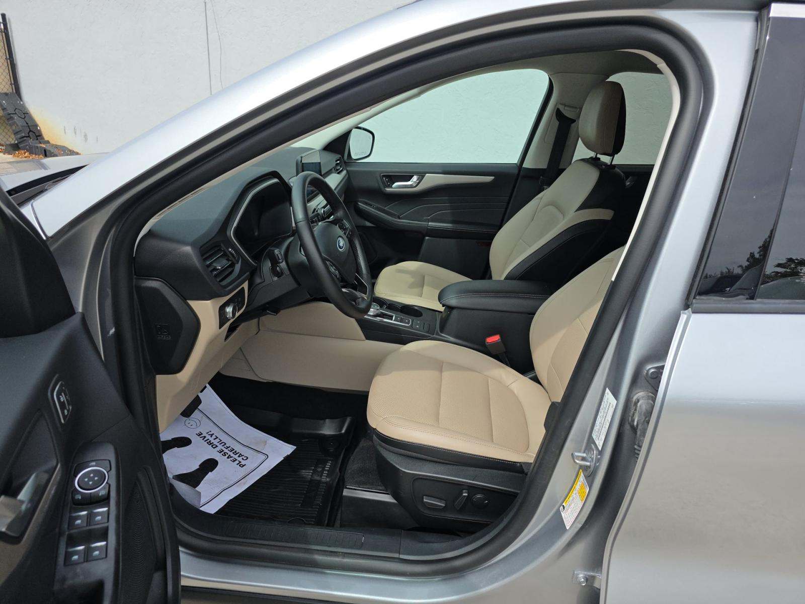 2022 Ford Escape SEL FWD