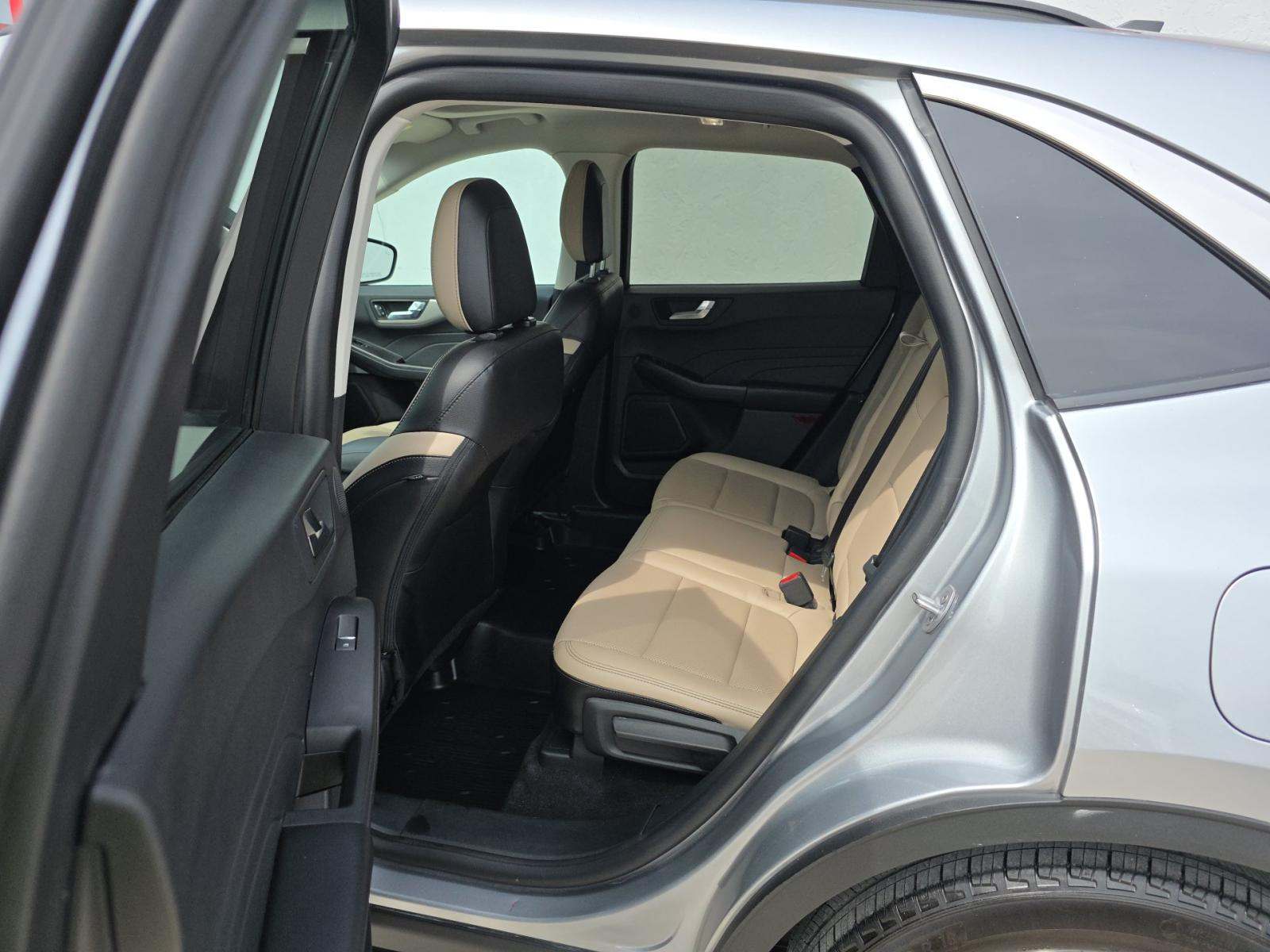 2022 Ford Escape SEL FWD