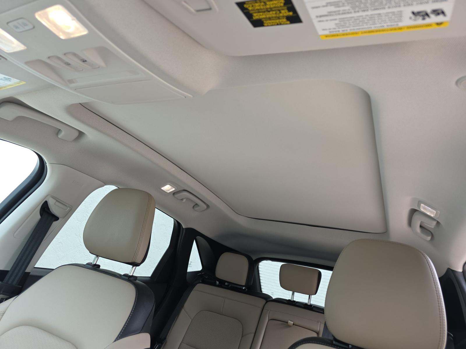 2022 Ford Escape SEL FWD