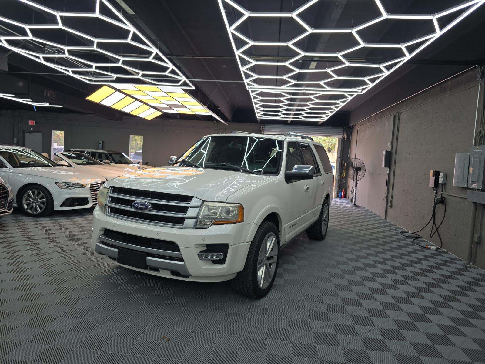FORD EXPEDITION - 1