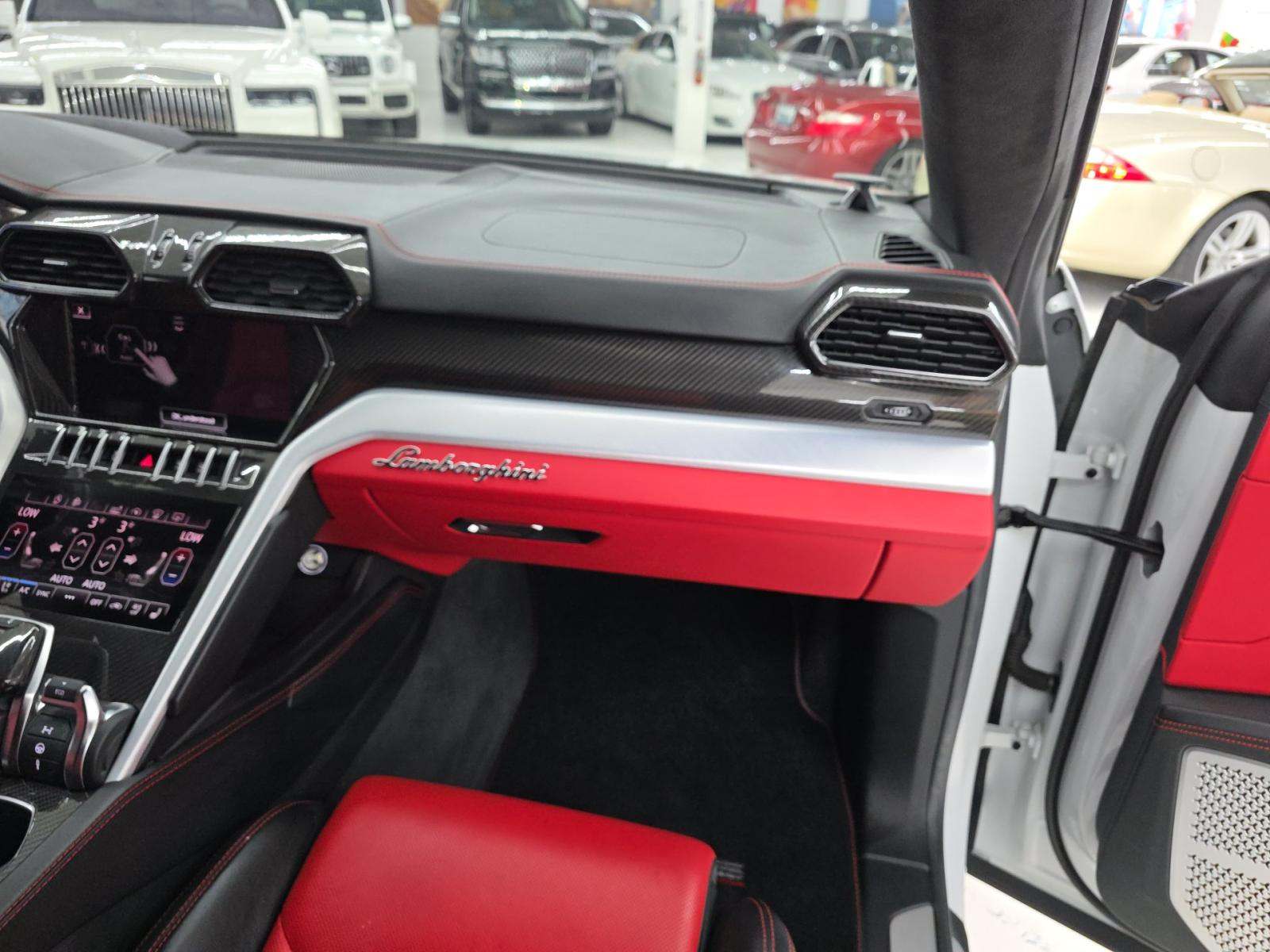 2021 Lamborghini Urus Base AWD