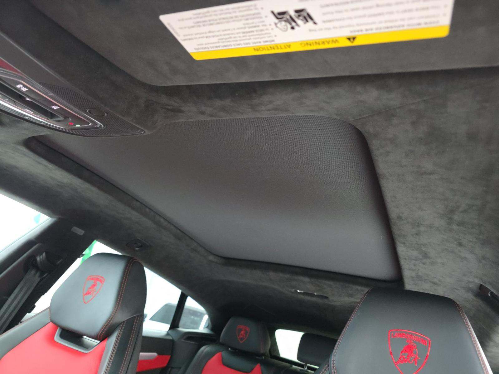 2021 Lamborghini Urus Base AWD