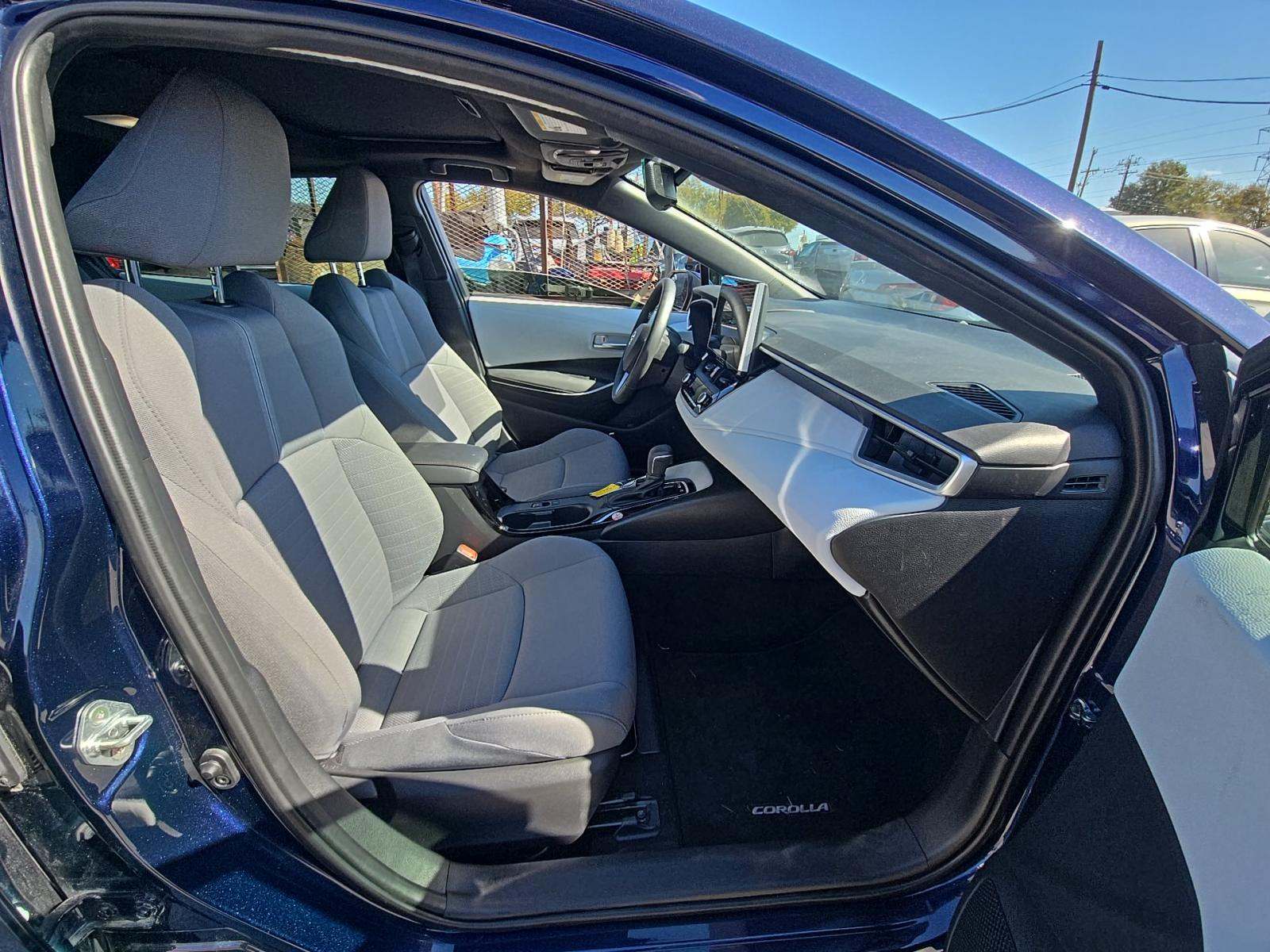 2025 Toyota Corolla Hybrid SE FWD