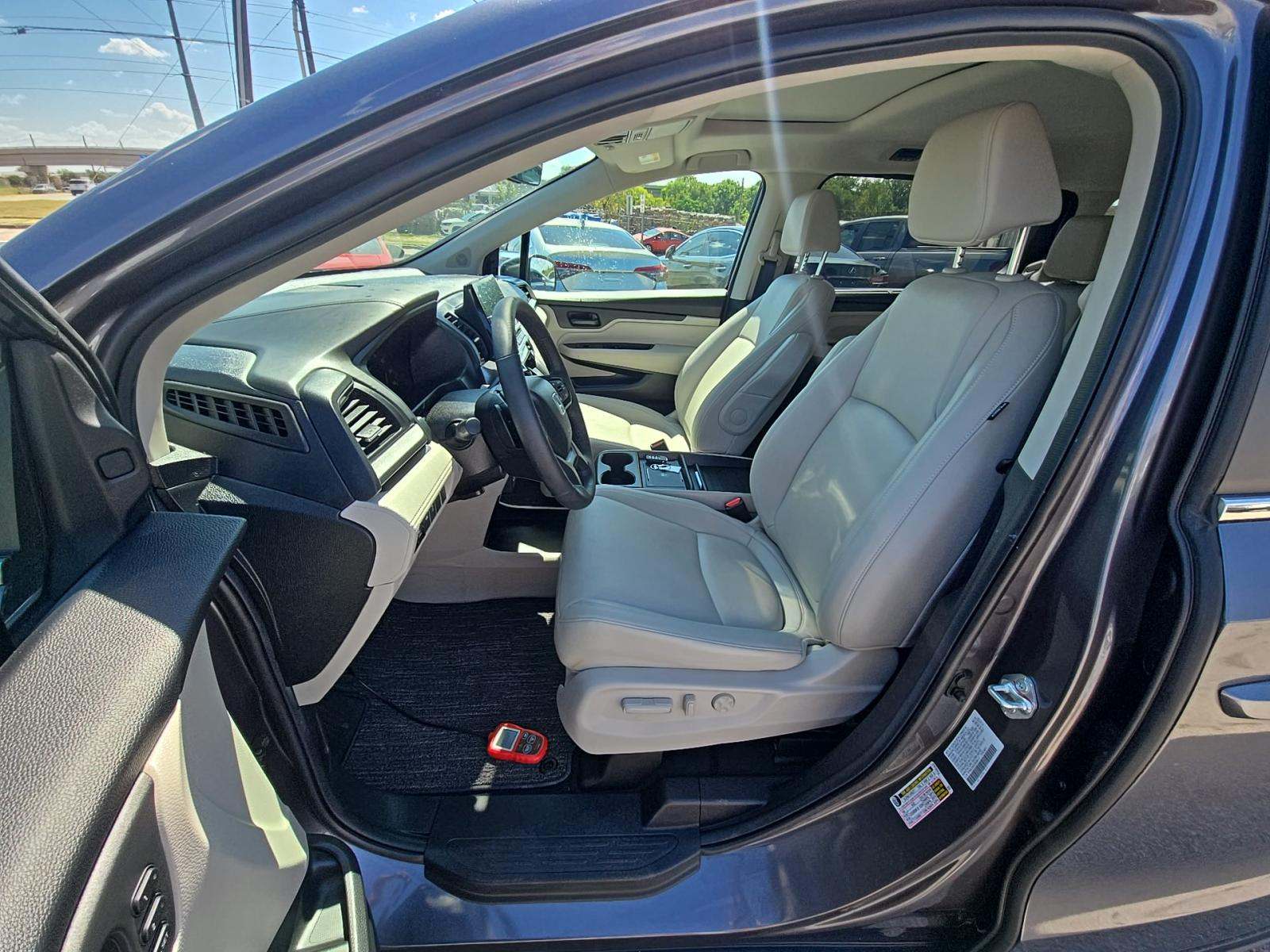 2025 Honda Odyssey EX-L FWD