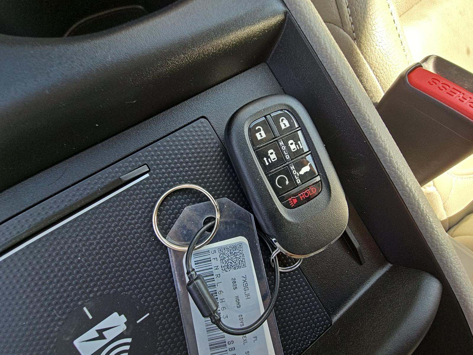 2025 Honda Odyssey EX-L FWD