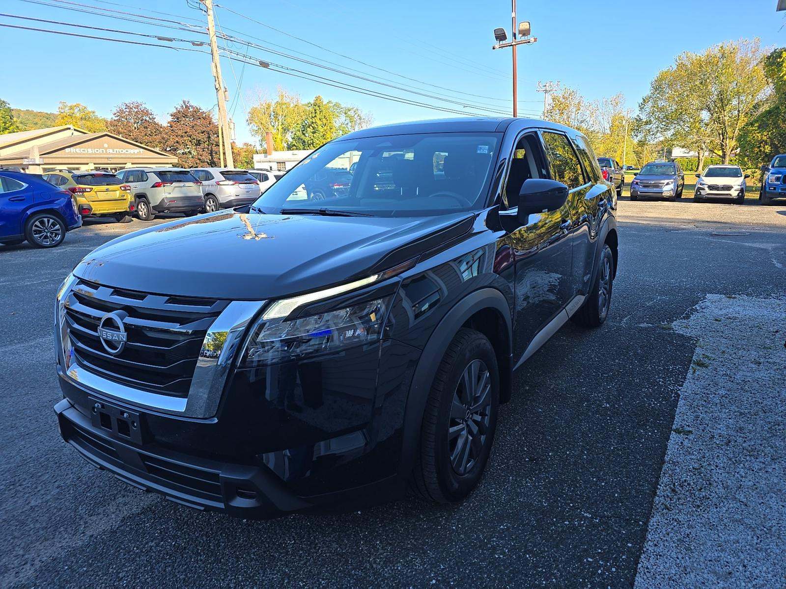 2024 Nissan Pathfinder S AWD