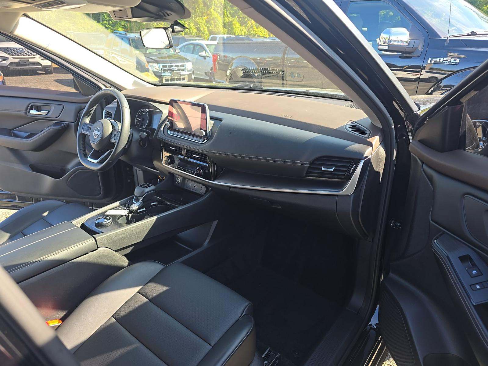 2022 Nissan Rogue SV AWD