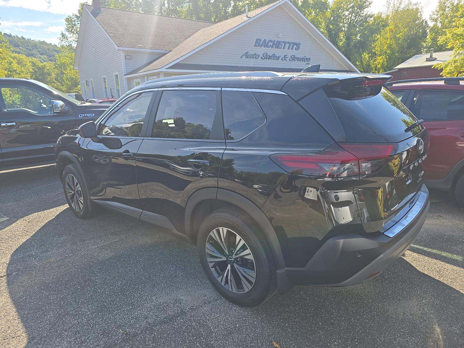 2022 Nissan Rogue SV AWD