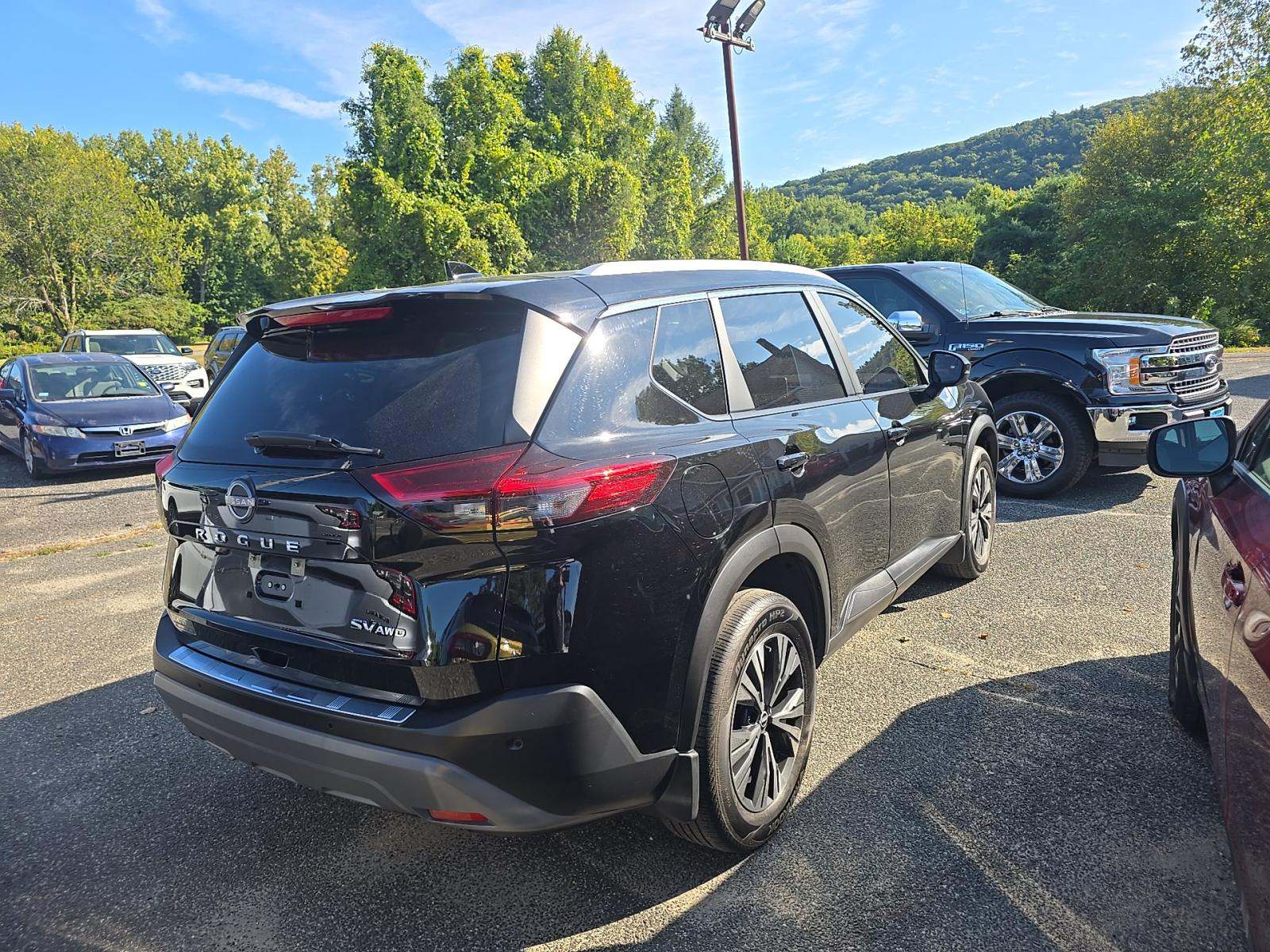2022 Nissan Rogue SV AWD