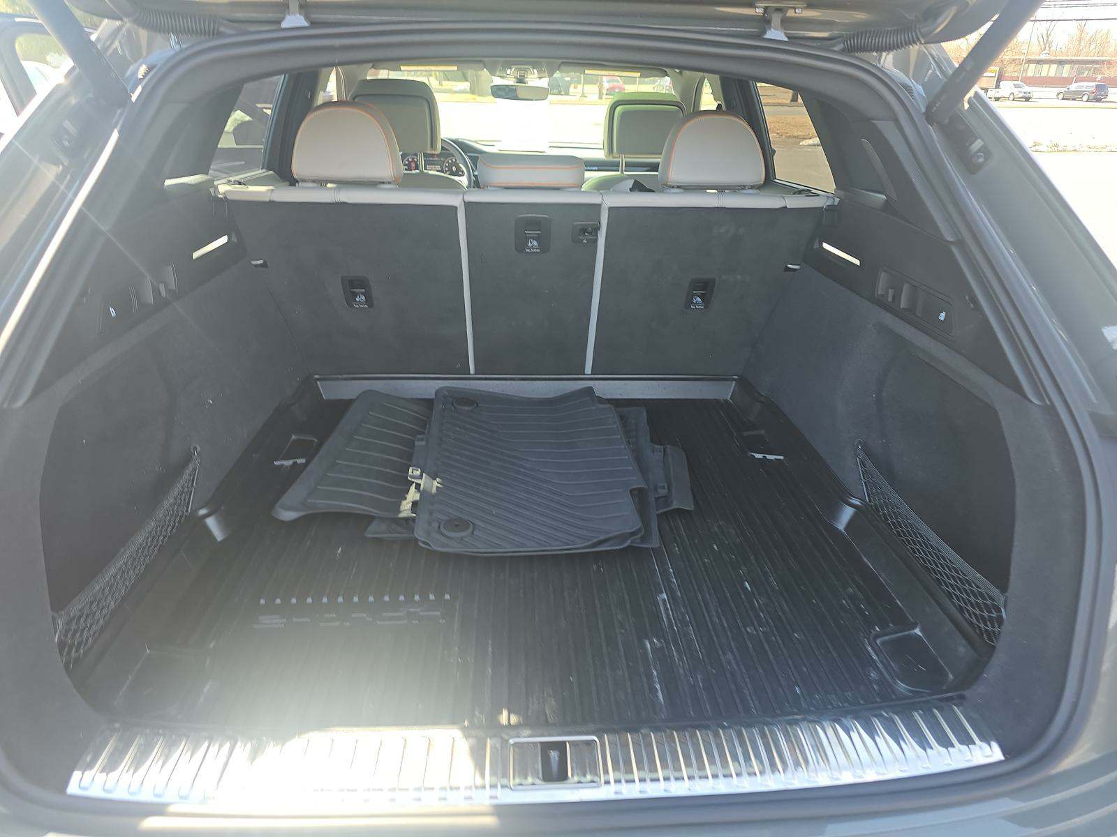 2022 Audi e-tron Chronos AWD