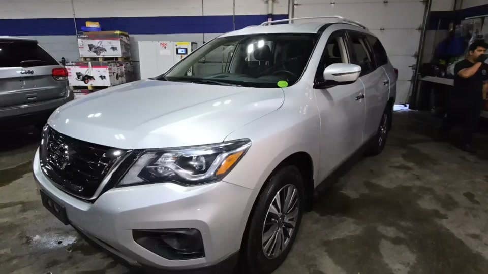2019 Nissan Pathfinder S