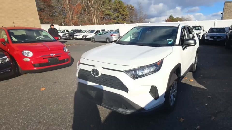 2022 Toyota RAV4 LE