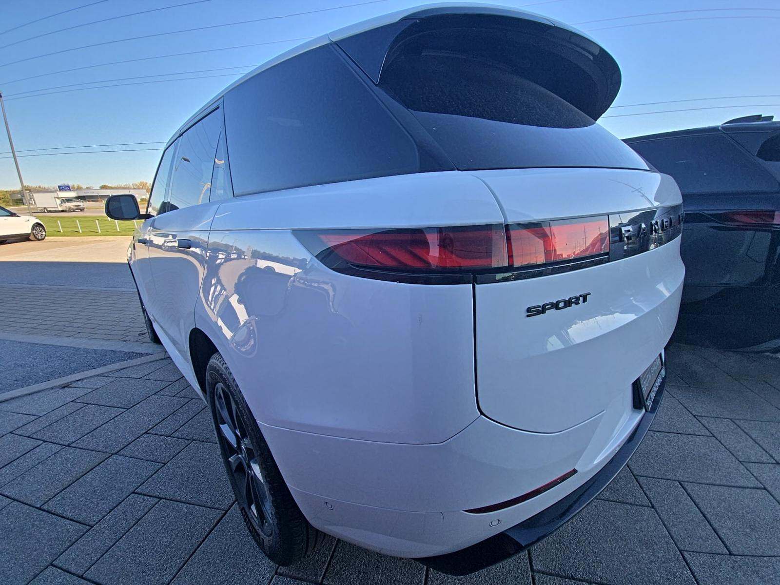 2024 Land Rover Range Rover Sport Dynamic SE AWD