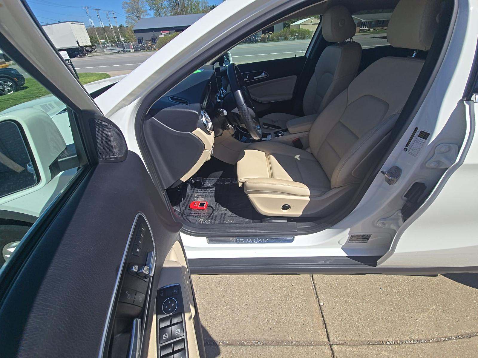 MERCEDES-BENZ GLA-CLASS - 2