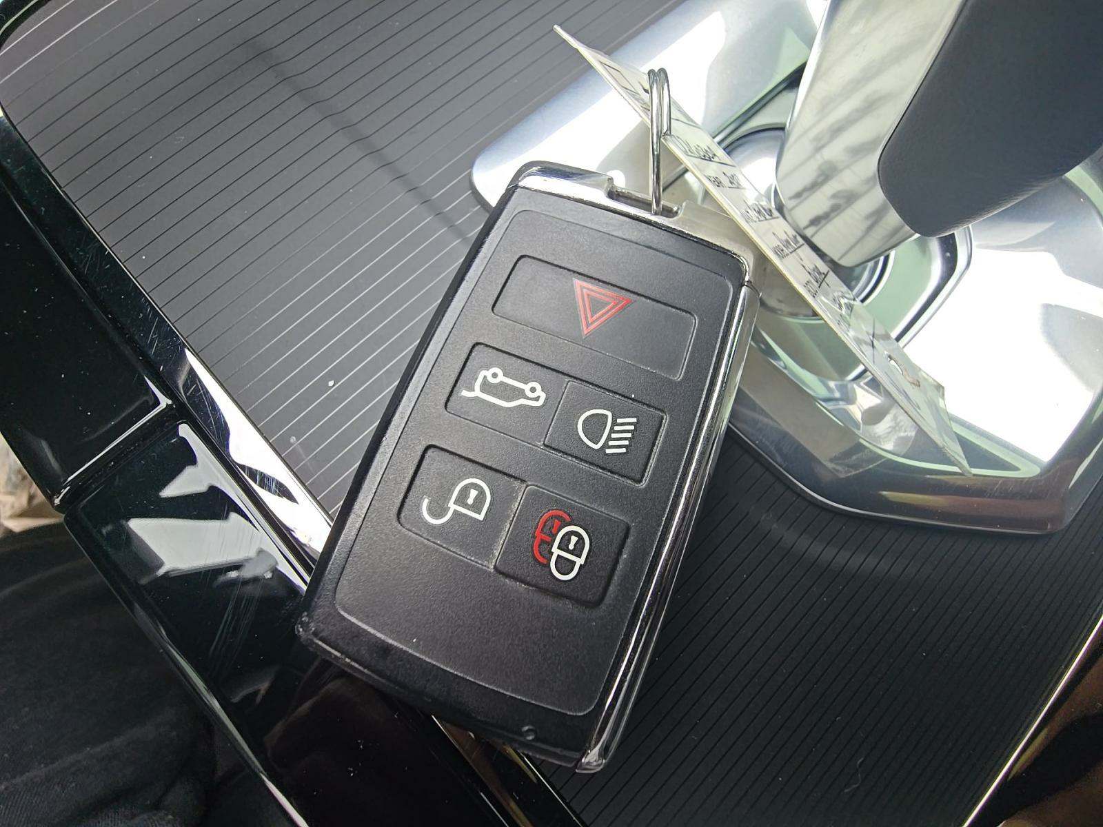 2023 Land Rover Range Rover Evoque R-Dynamic S AWD