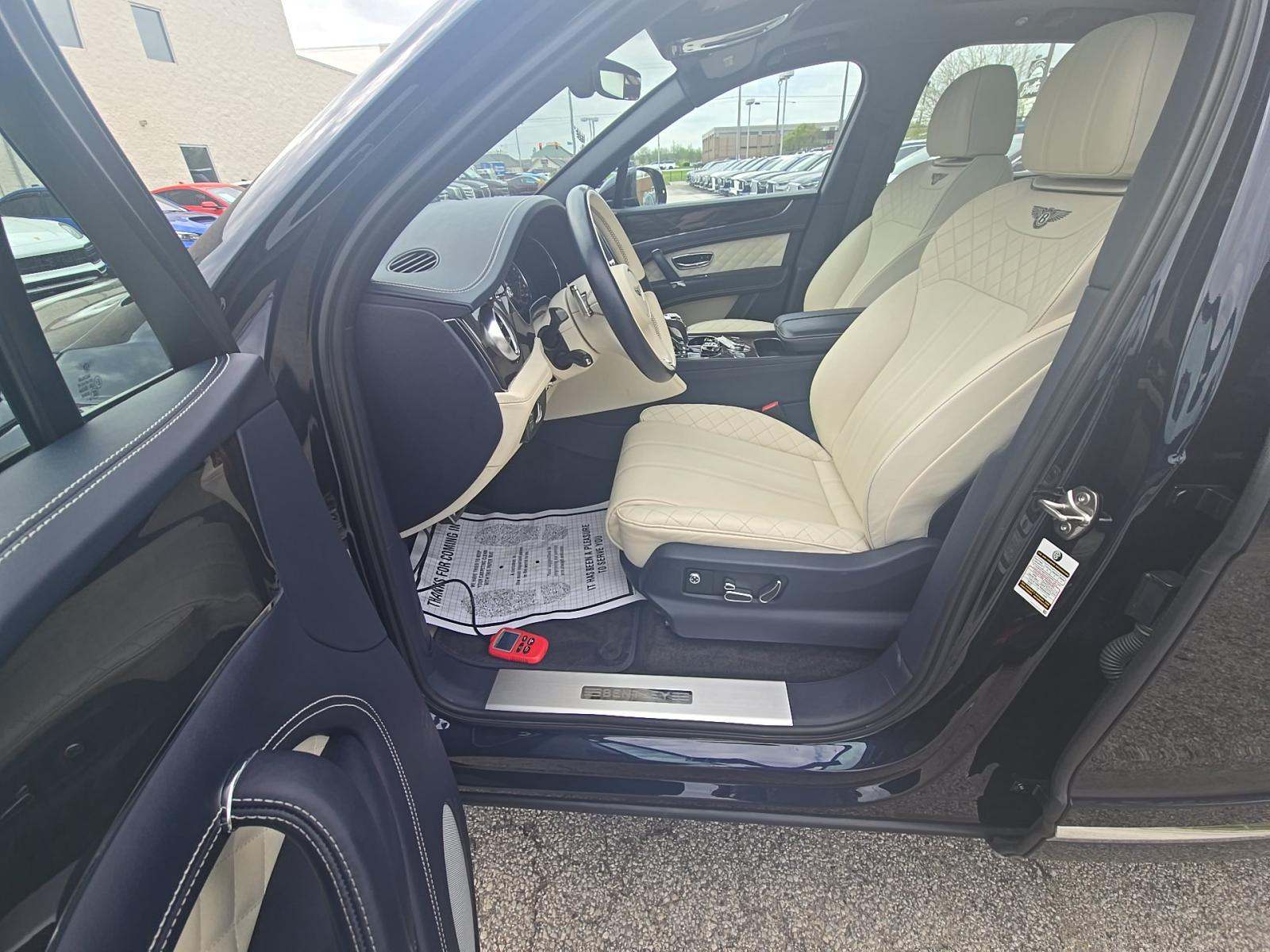 2019 Bentley Bentayga V8 AWD