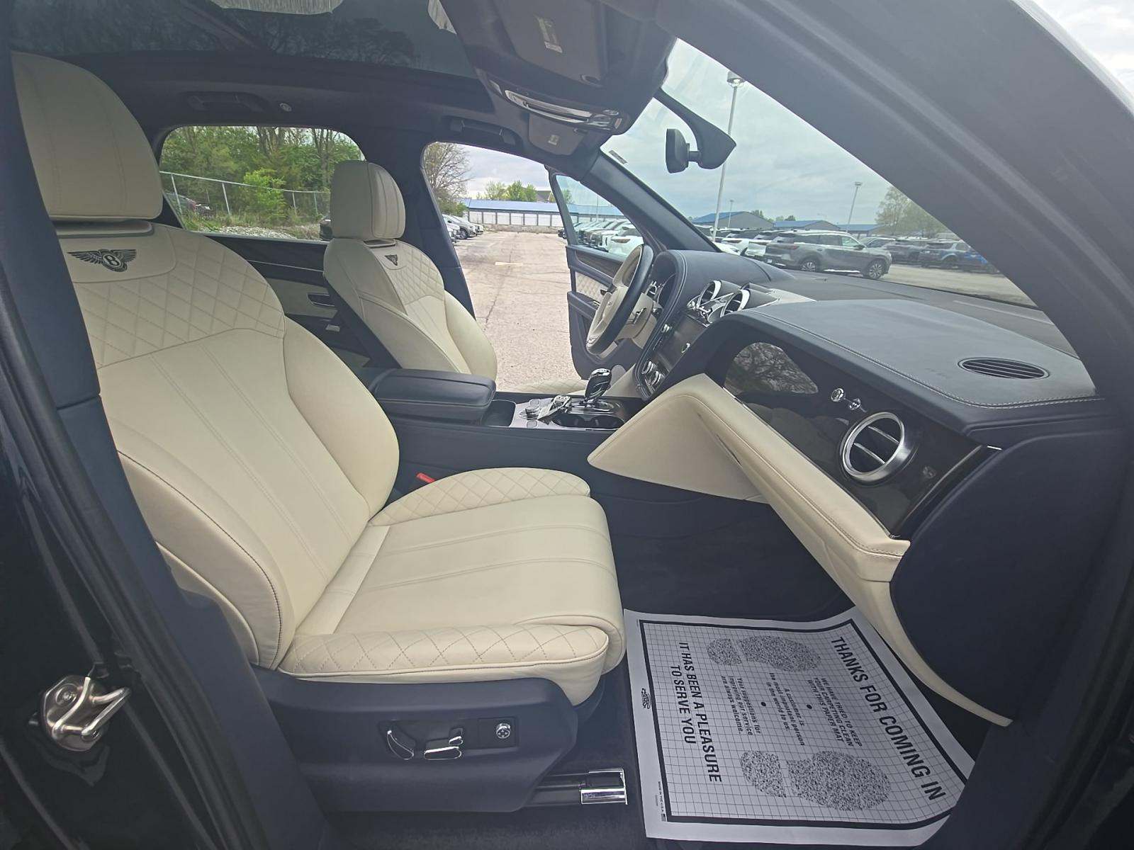 2019 Bentley Bentayga V8 AWD