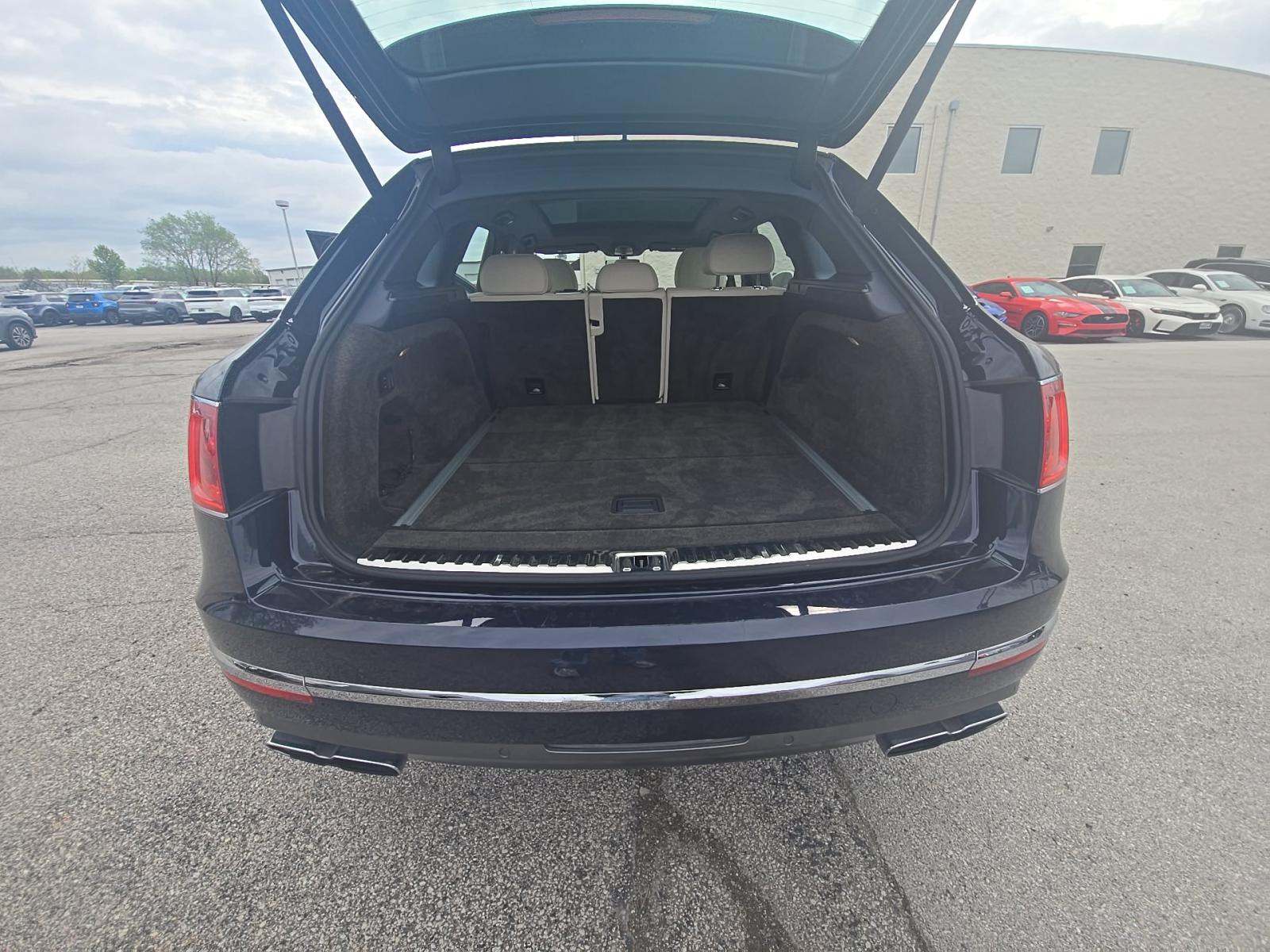 2019 Bentley Bentayga V8 AWD
