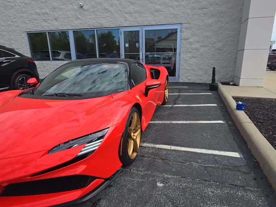 2022 Ferrari SF90 Spider Base AWD