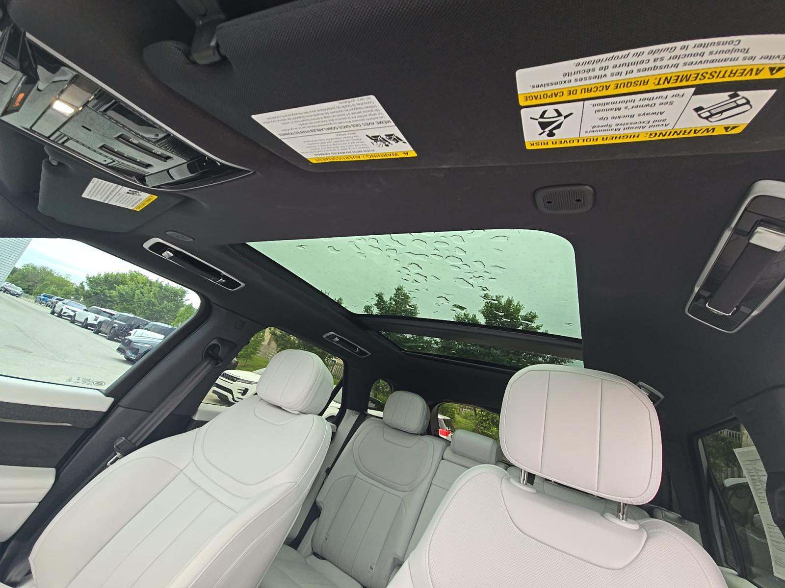 2025 Land Rover Range Rover Sport SE AWD
