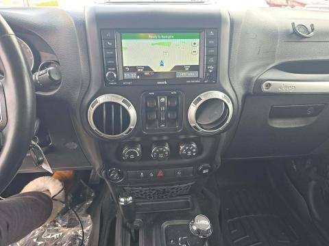 JEEP UNLIMITED SAHARA - 10