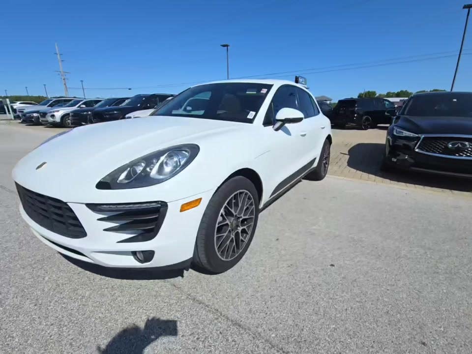 2018 Porsche Macan Sport Edition
