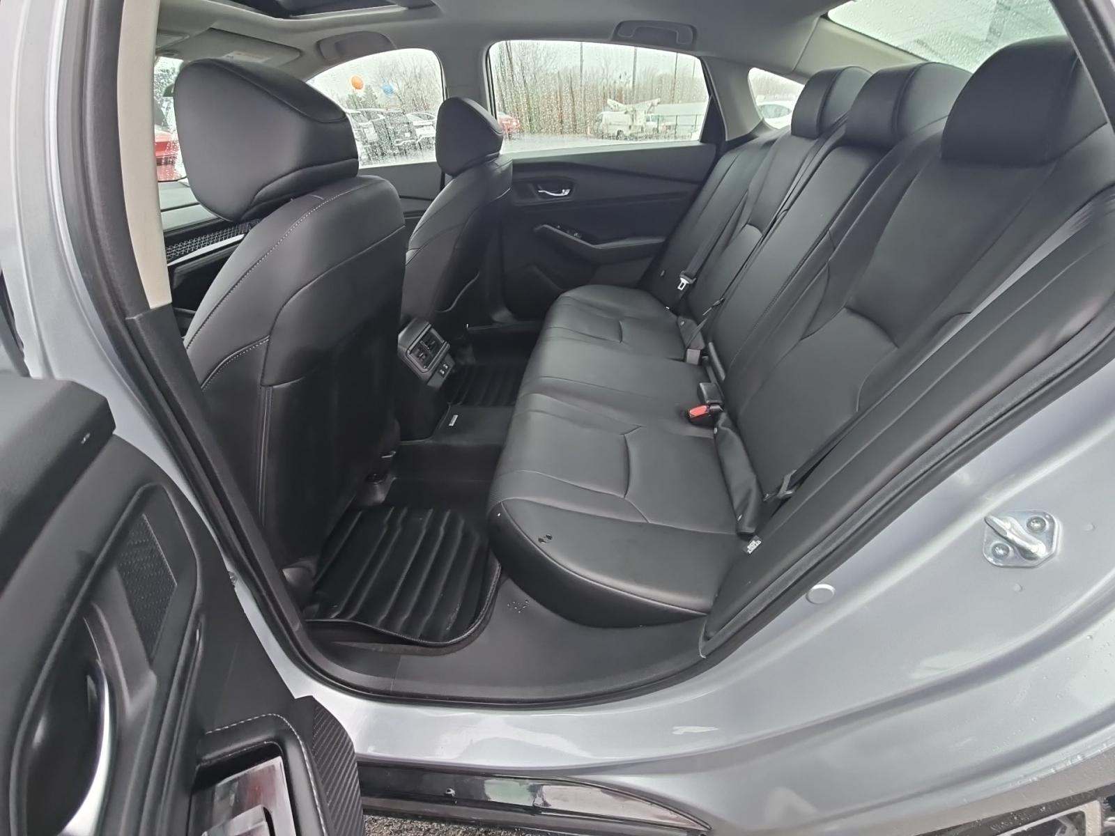 2023 Honda Accord Hybrid Touring FWD