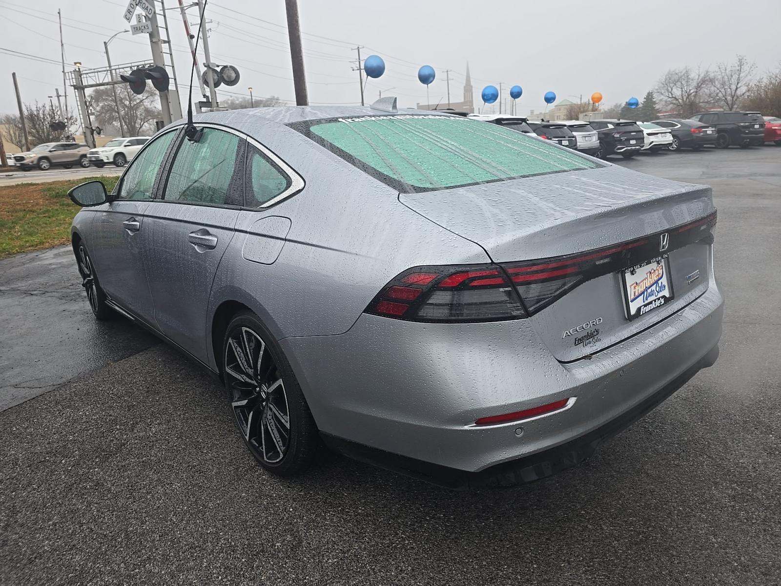 2023 Honda Accord Hybrid Touring FWD