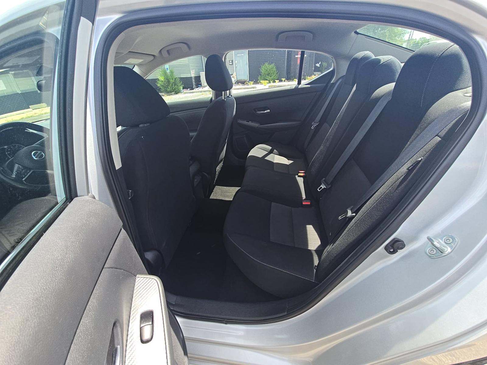 NISSAN SENTRA - 9