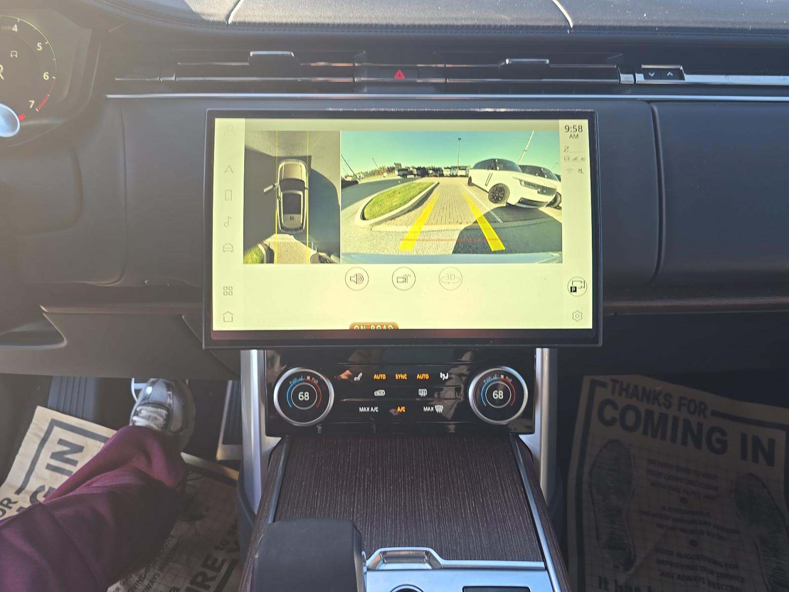 2023 Land Rover Range Rover SE AWD