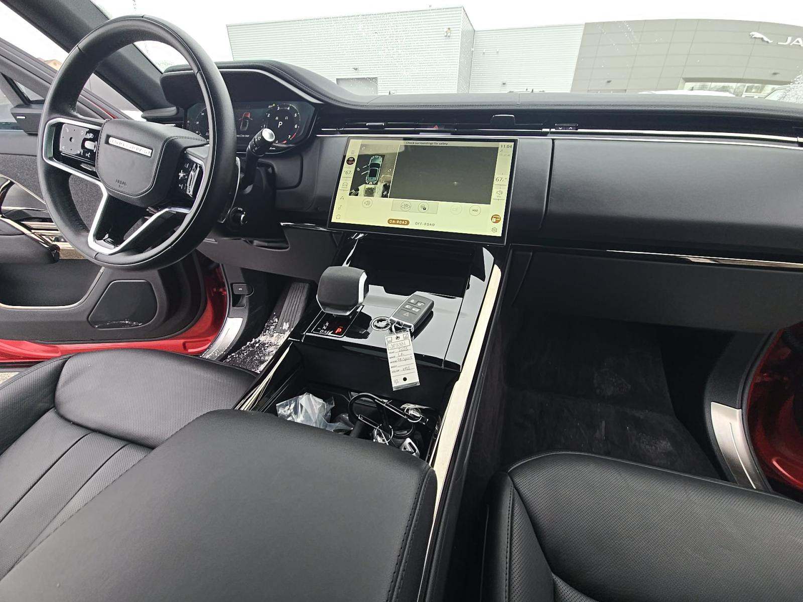 2025 Land Rover Range Rover Sport SE AWD