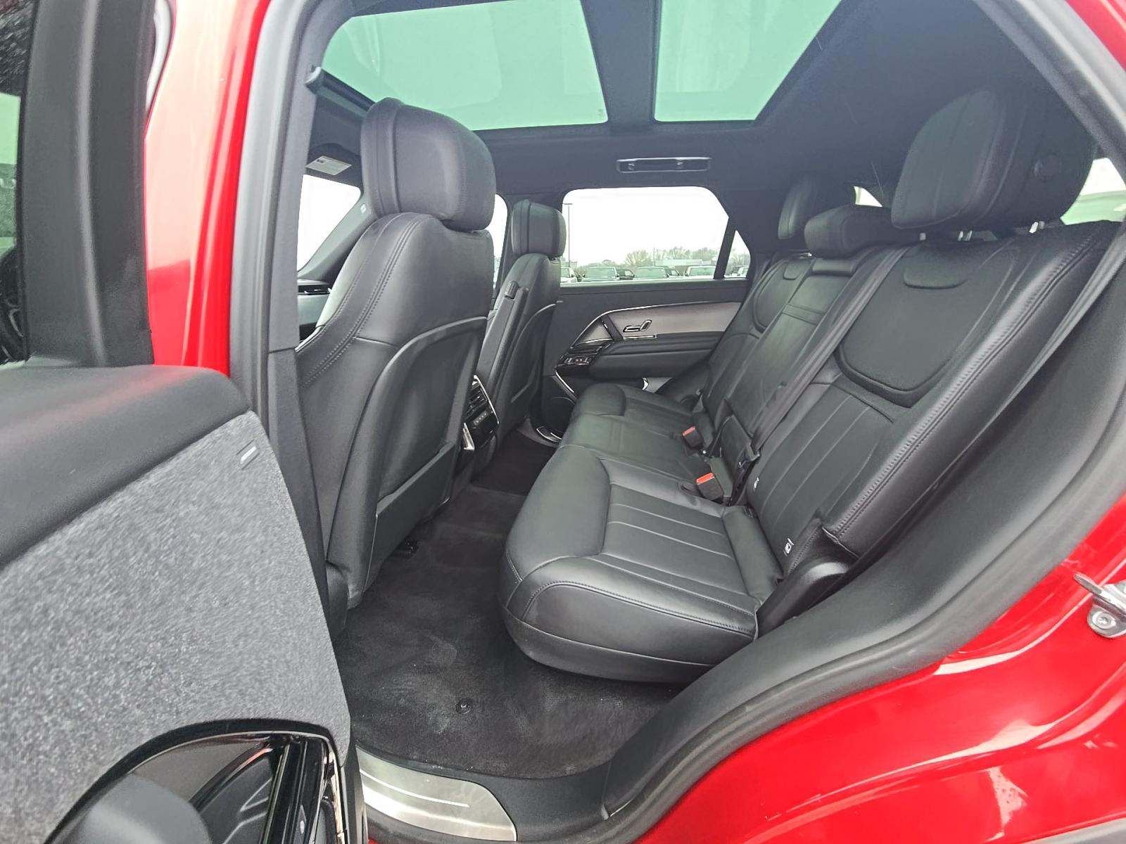 2025 Land Rover Range Rover Sport SE AWD