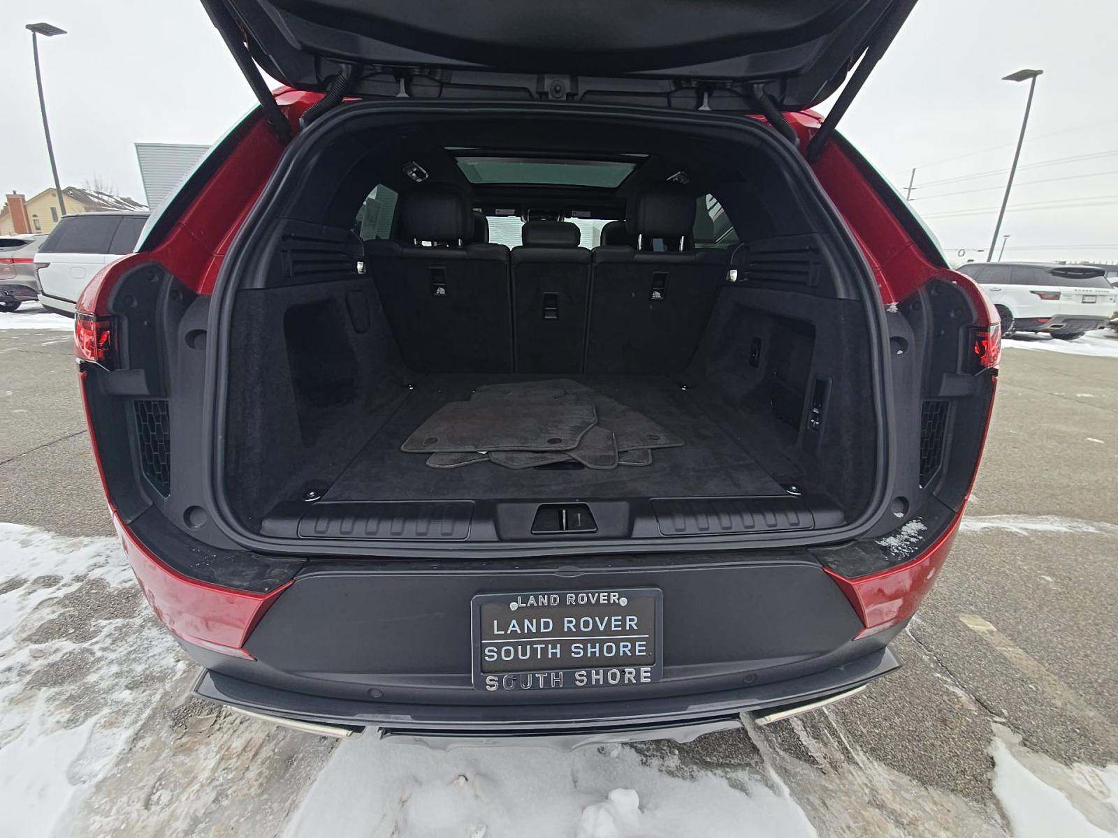 2025 Land Rover Range Rover Sport SE AWD