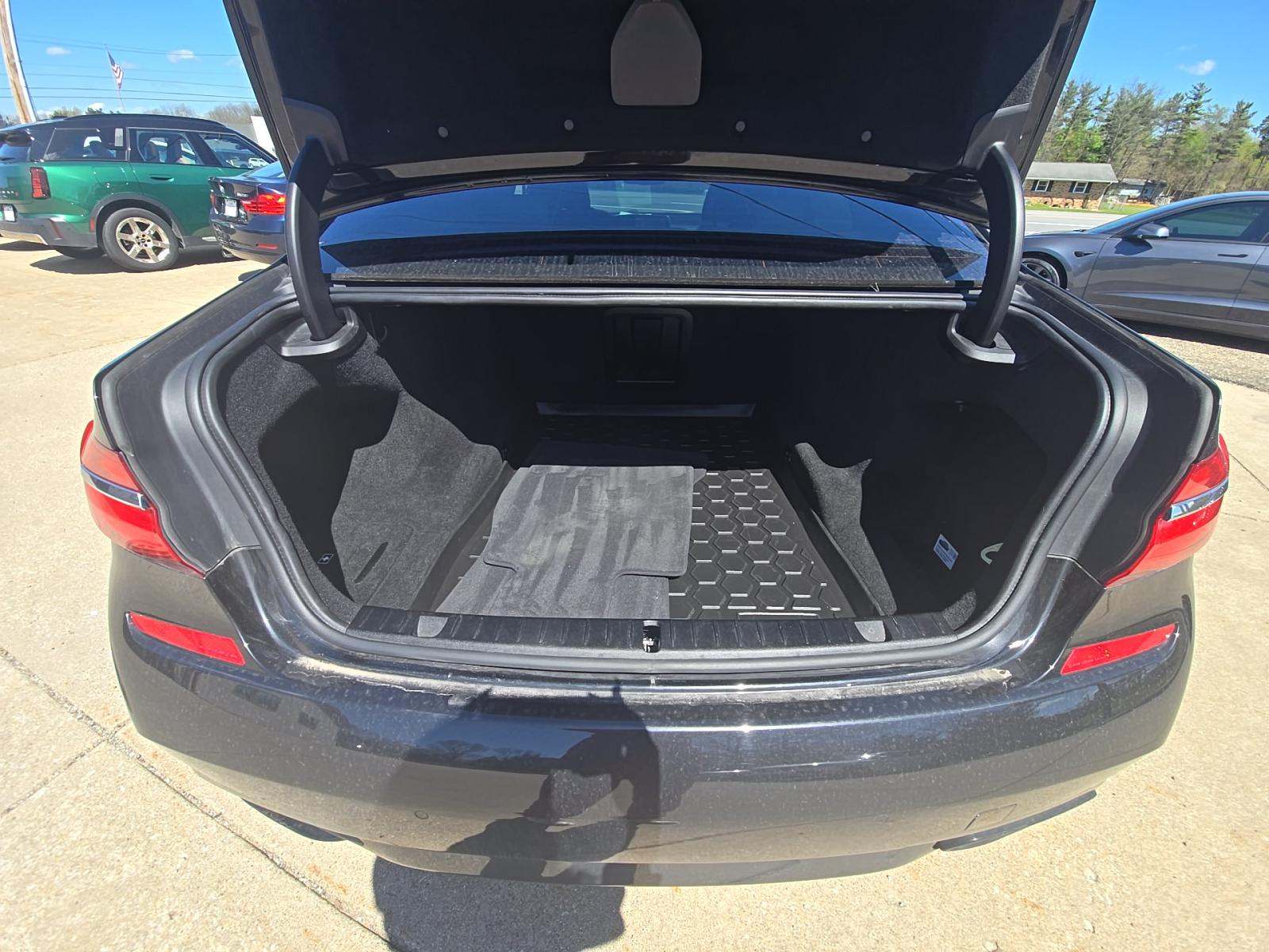 2017 BMW 7 Series 750i xDrive AWD