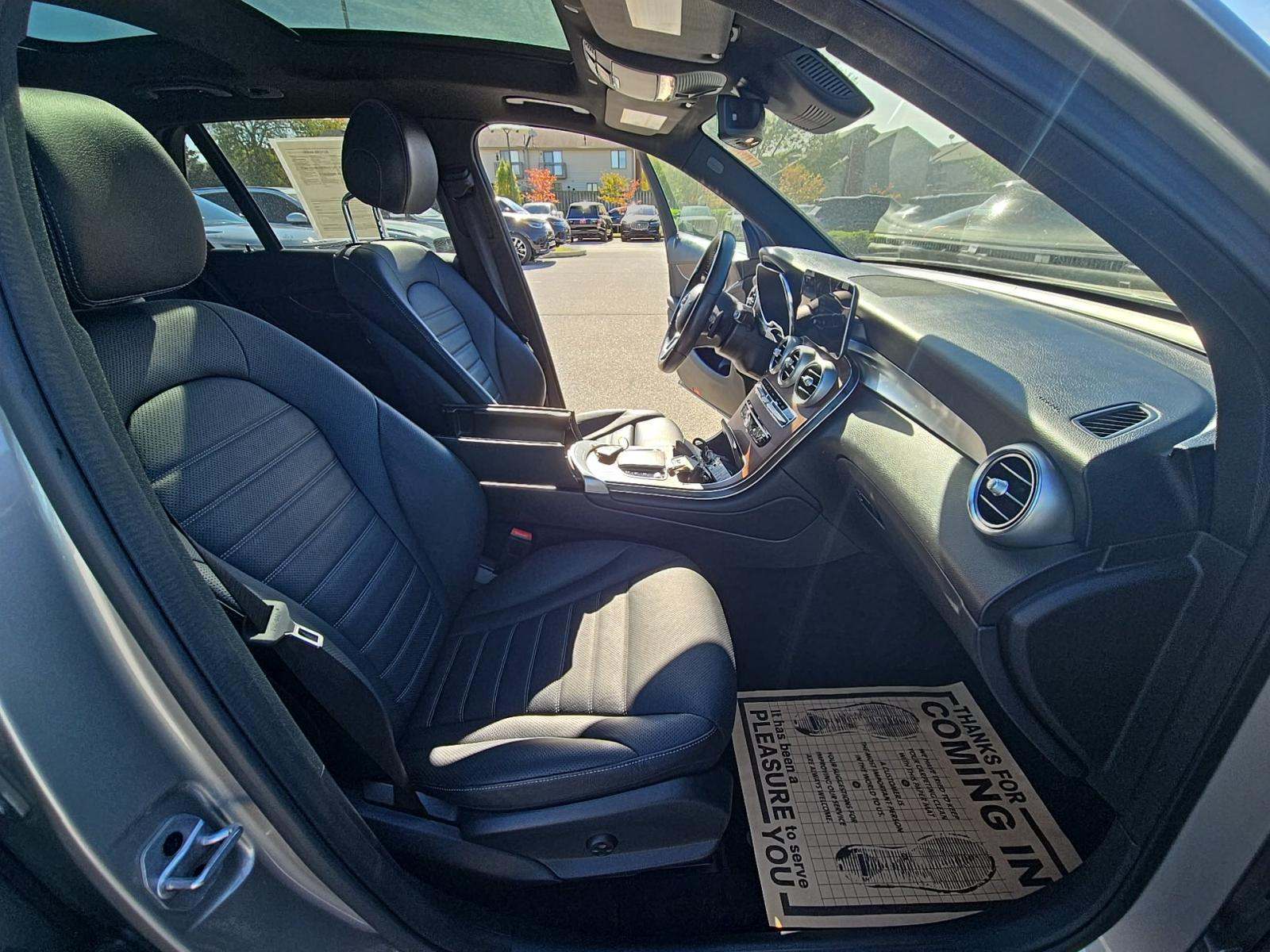 2022 Mercedes-Benz GLC GLC 300 AWD