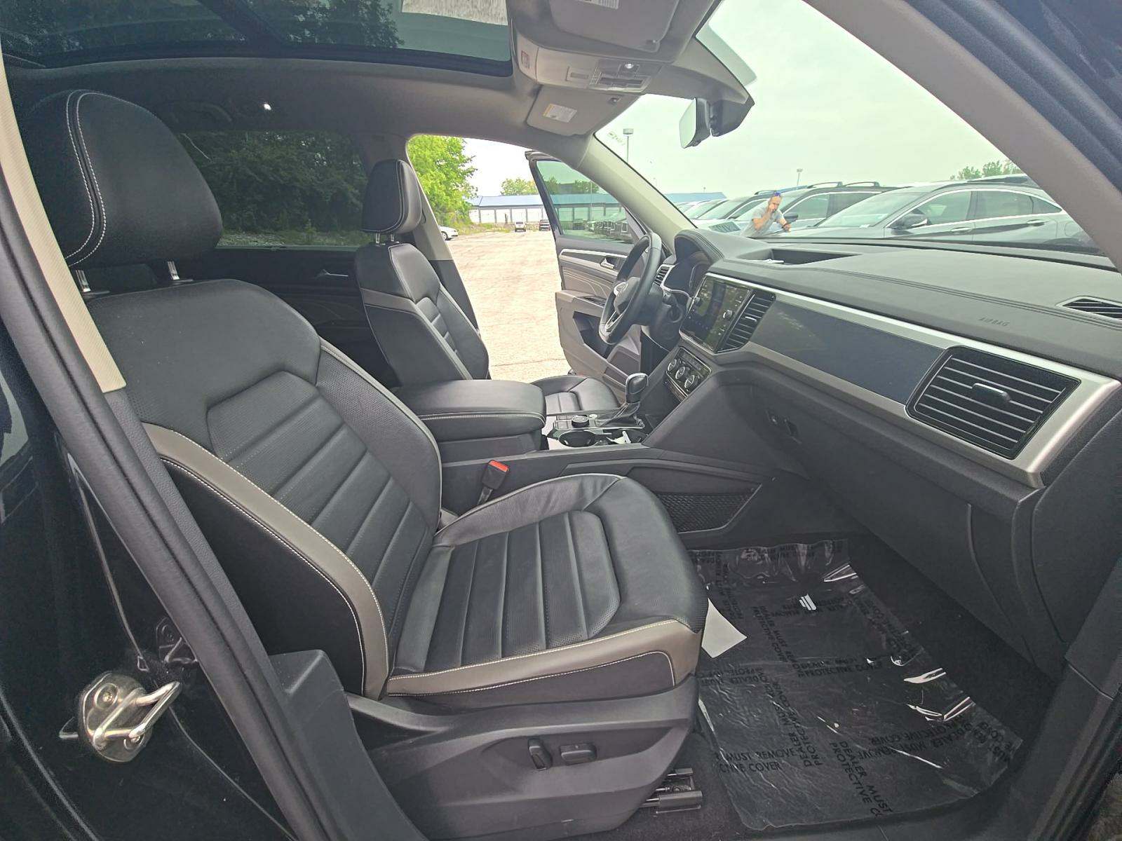 2023 Volkswagen Atlas 3.6L SEL Premium R-Line AWD