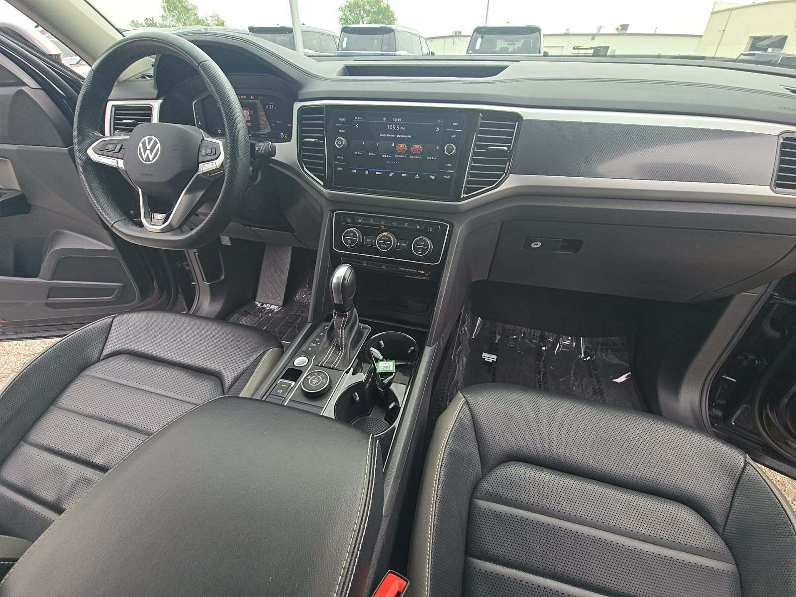 2023 Volkswagen Atlas 3.6L SEL Premium R-Line AWD