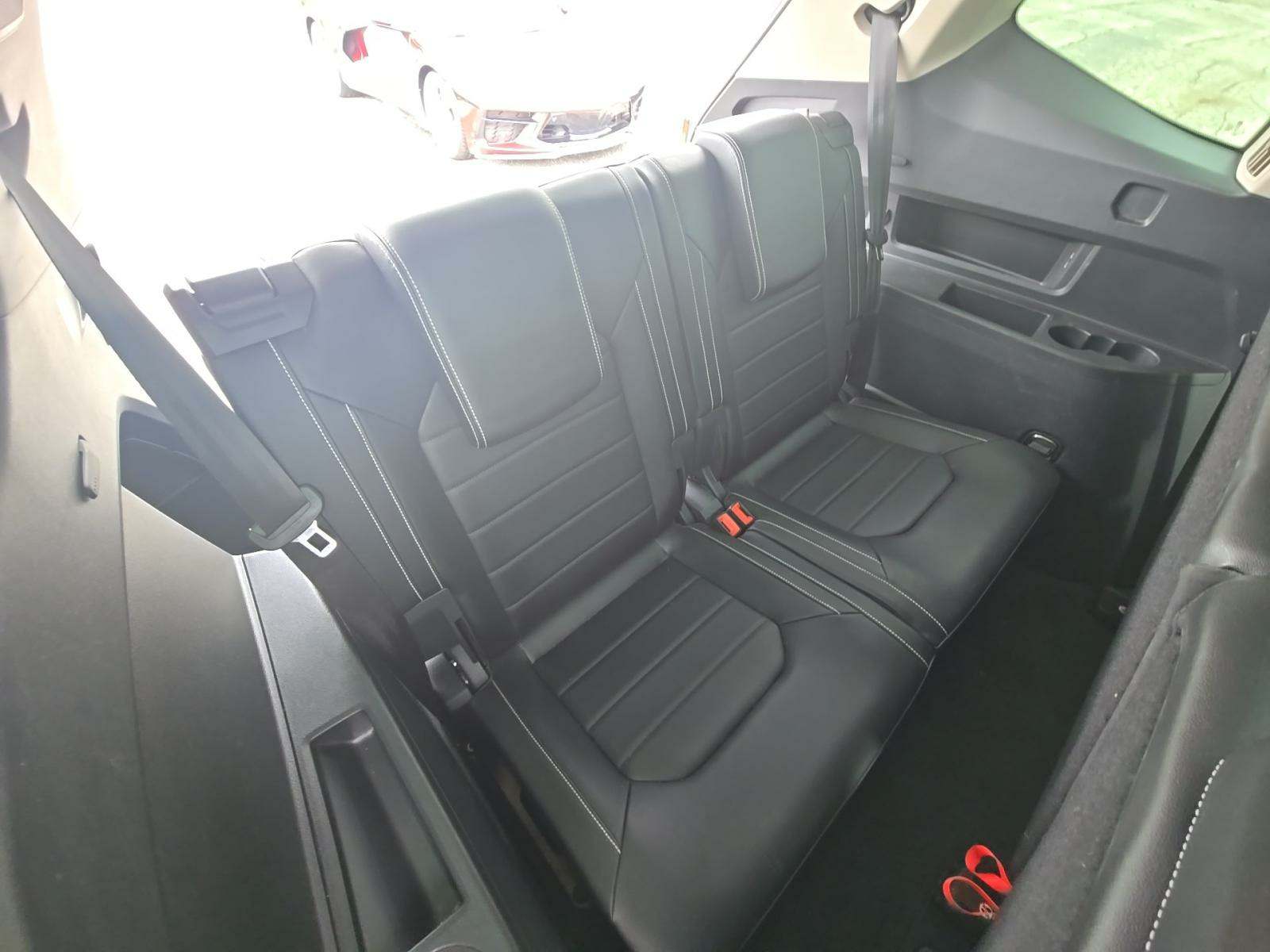 2023 Volkswagen Atlas 3.6L SEL Premium R-Line AWD