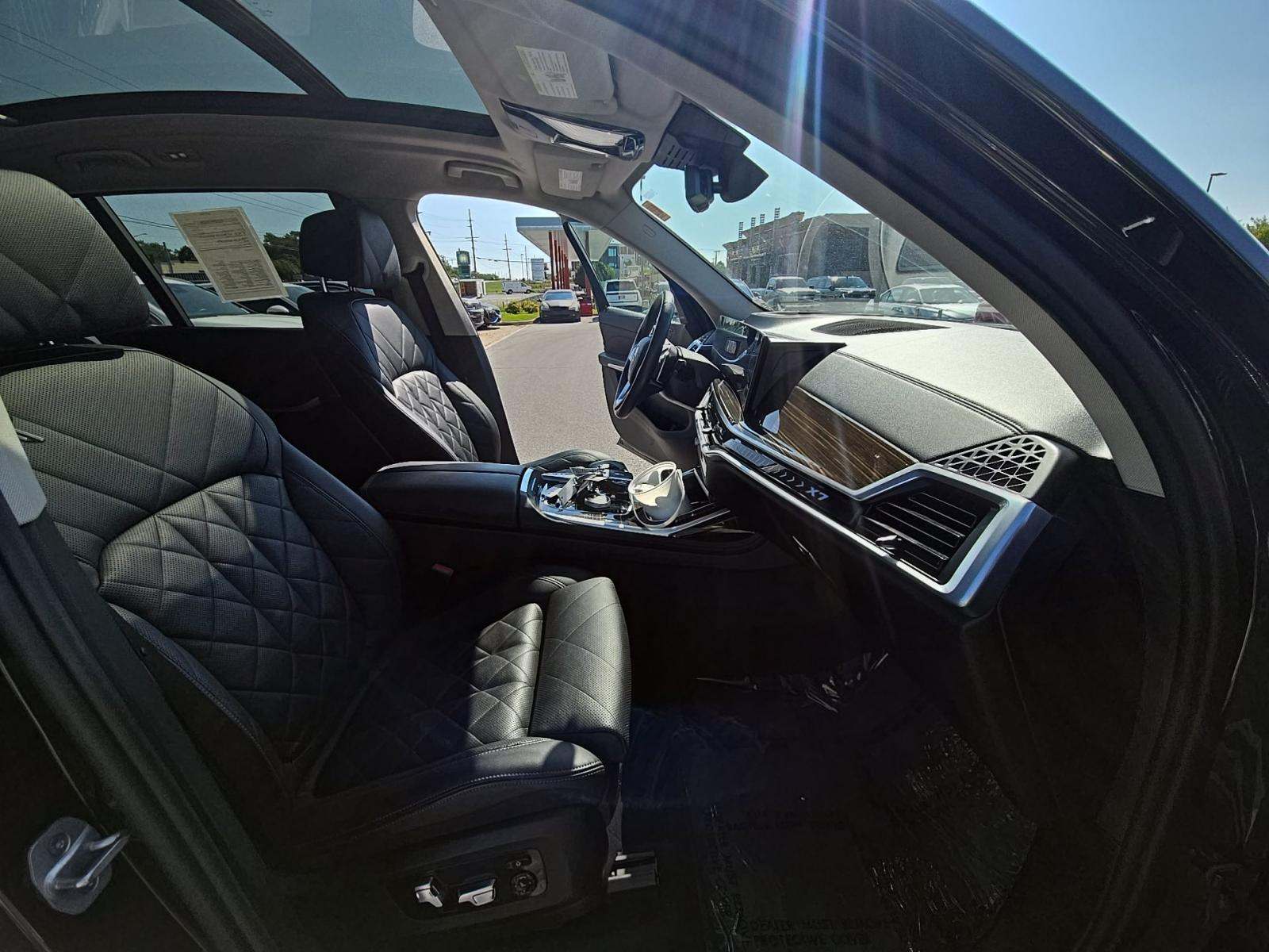 2024 BMW X7 xDrive40i AWD