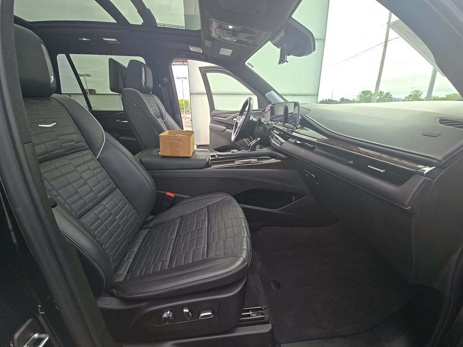 2023 Cadillac Escalade Sport Platinum AWD