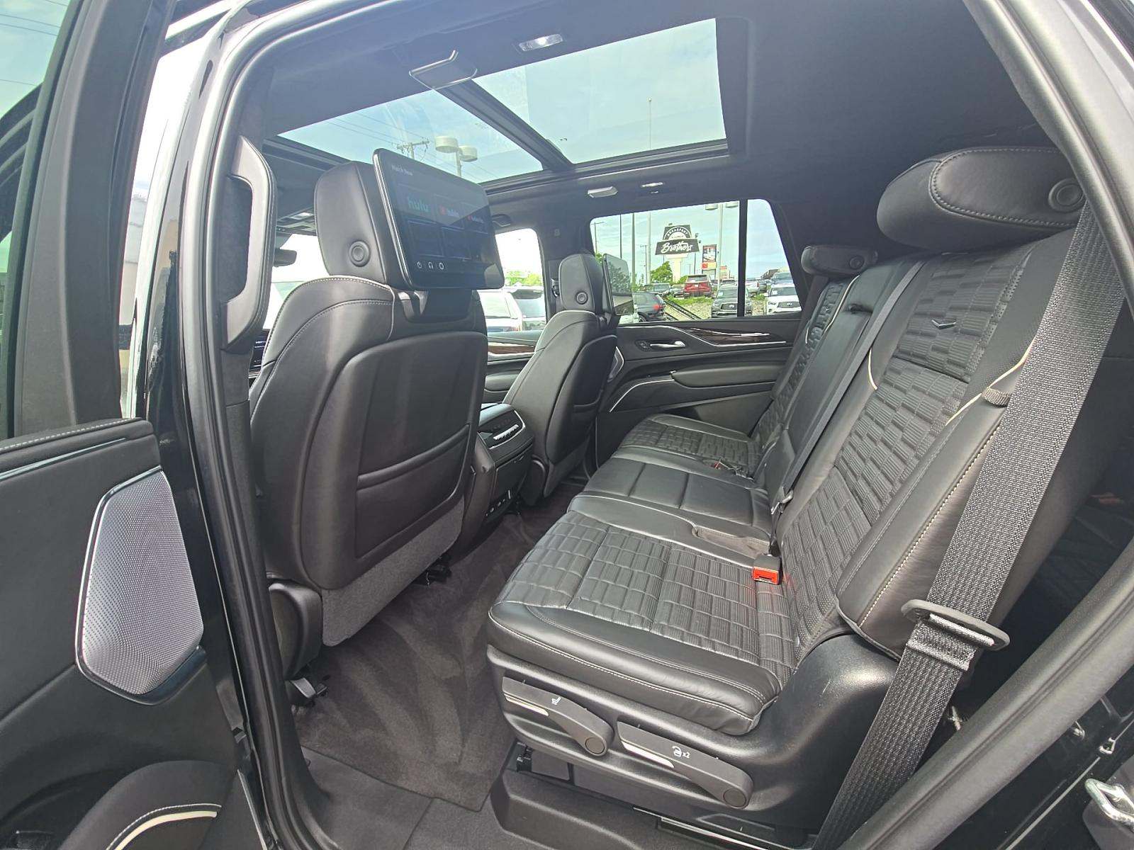2023 Cadillac Escalade Sport Platinum AWD