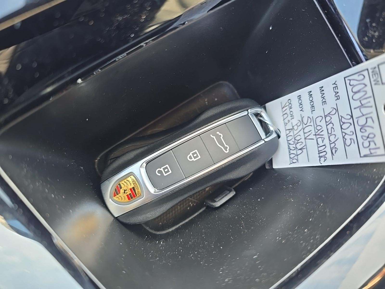 2025 Porsche Cayenne Base AWD