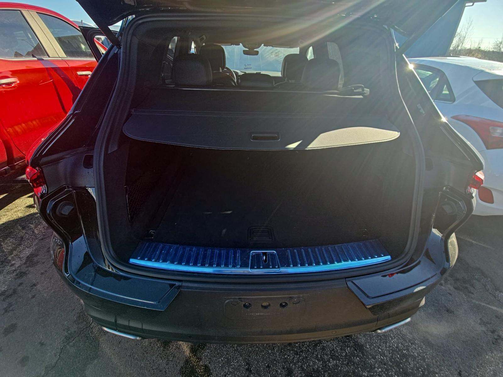 2025 Porsche Cayenne Base AWD