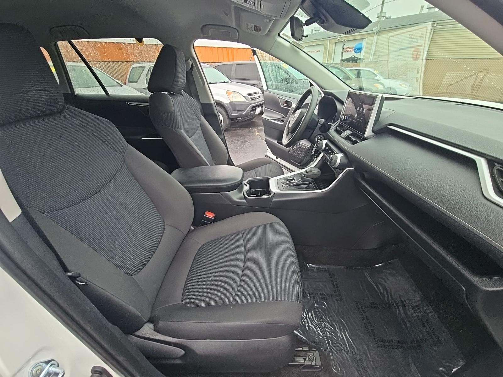 2024 Toyota RAV4 Hybrid LE AWD