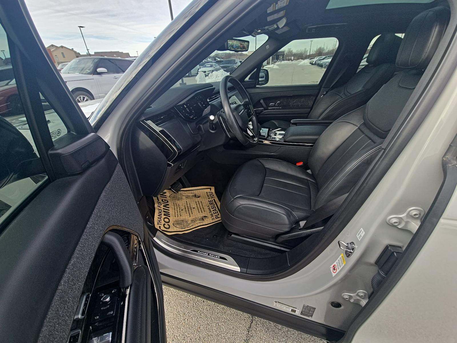 2025 Land Rover Range Rover Sport Plug-In Hybrid Dynamic SE AWD