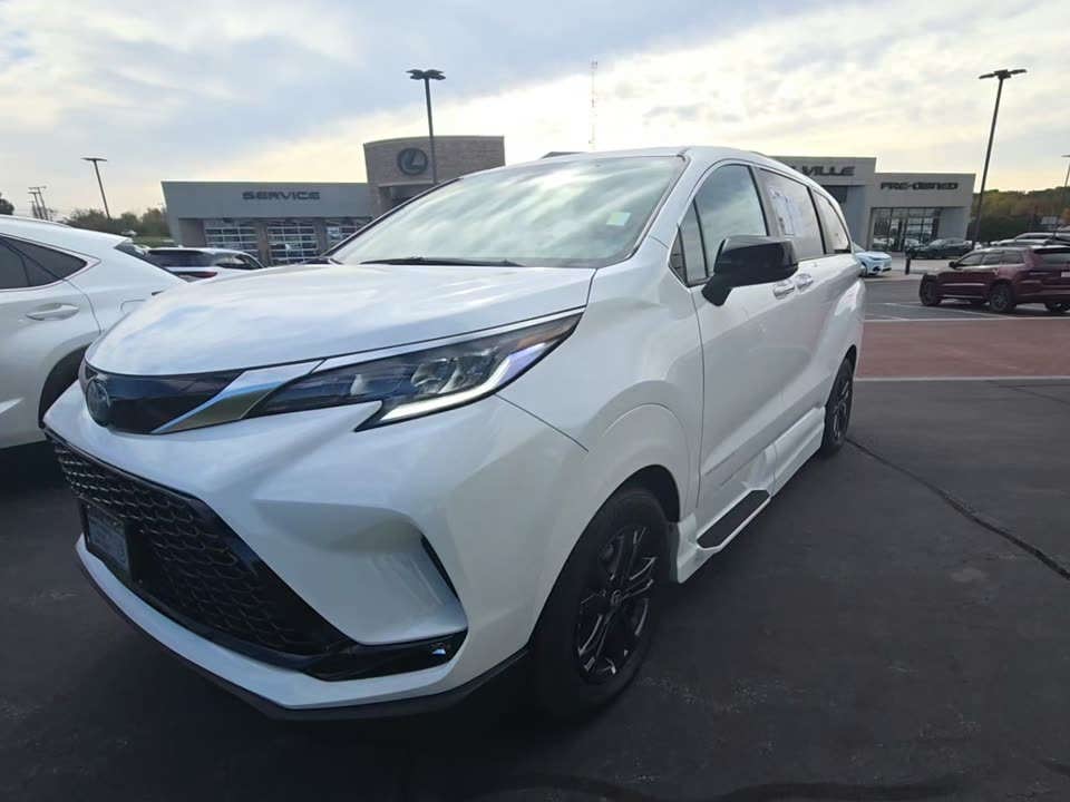 2024 Toyota Sienna XSE AWD