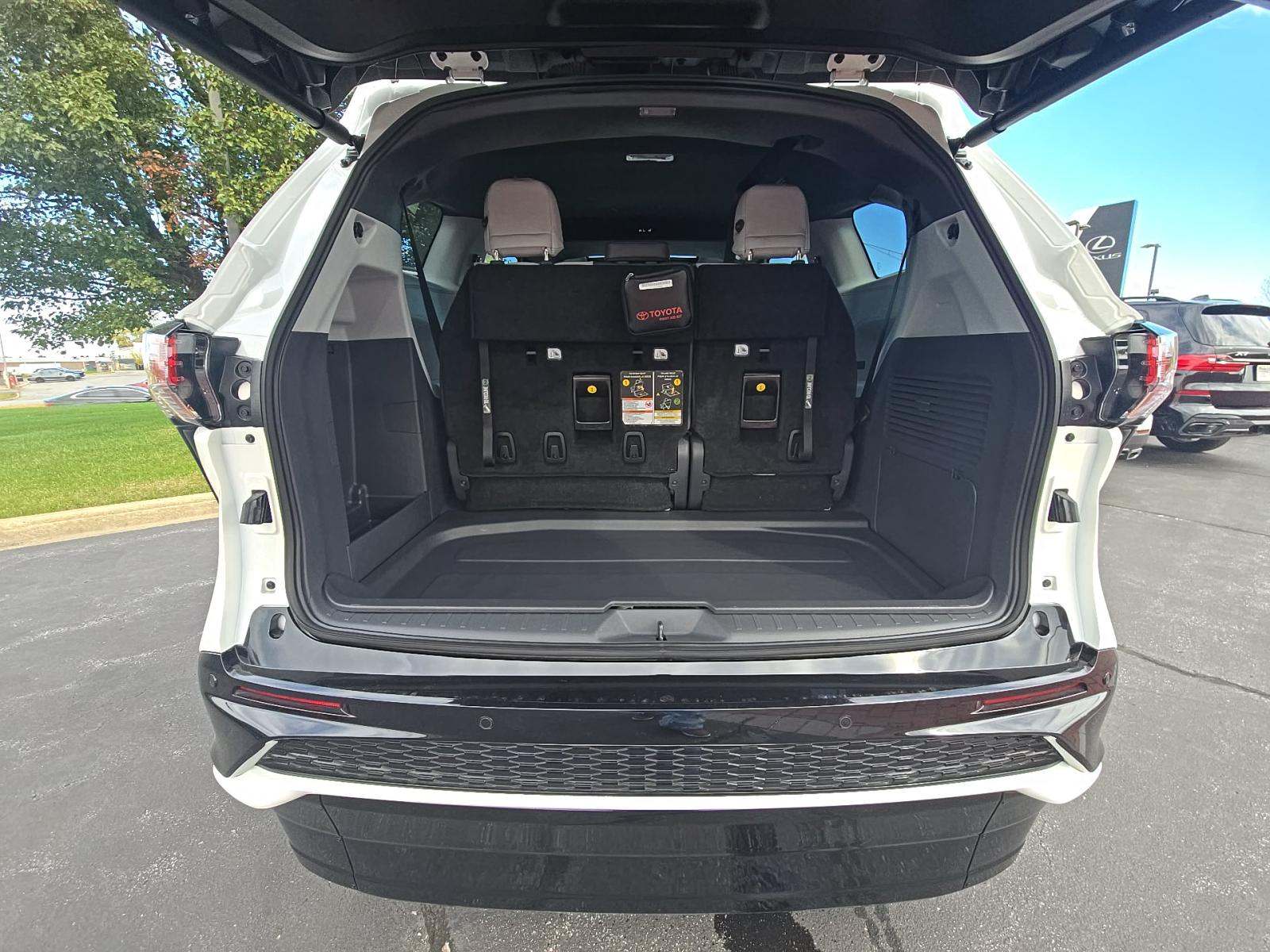 2024 Toyota Sienna XSE AWD