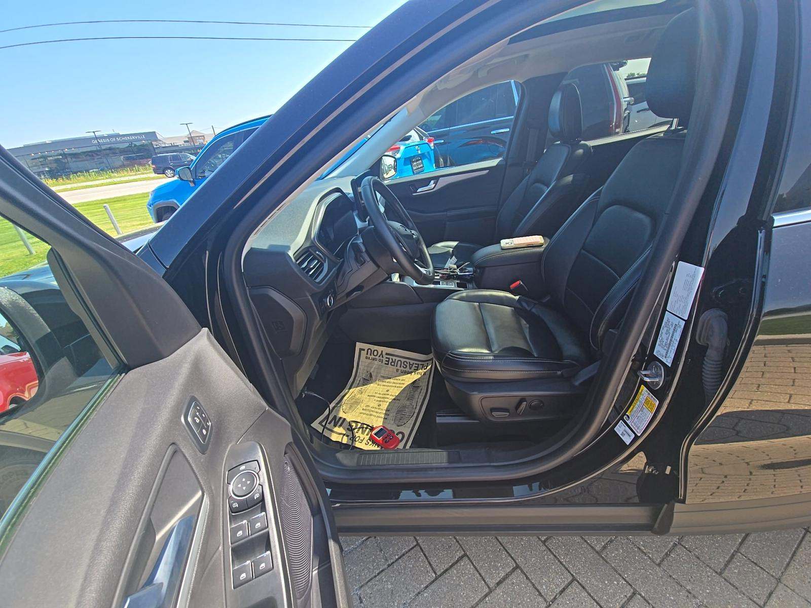 2024 Ford Escape Platinum AWD