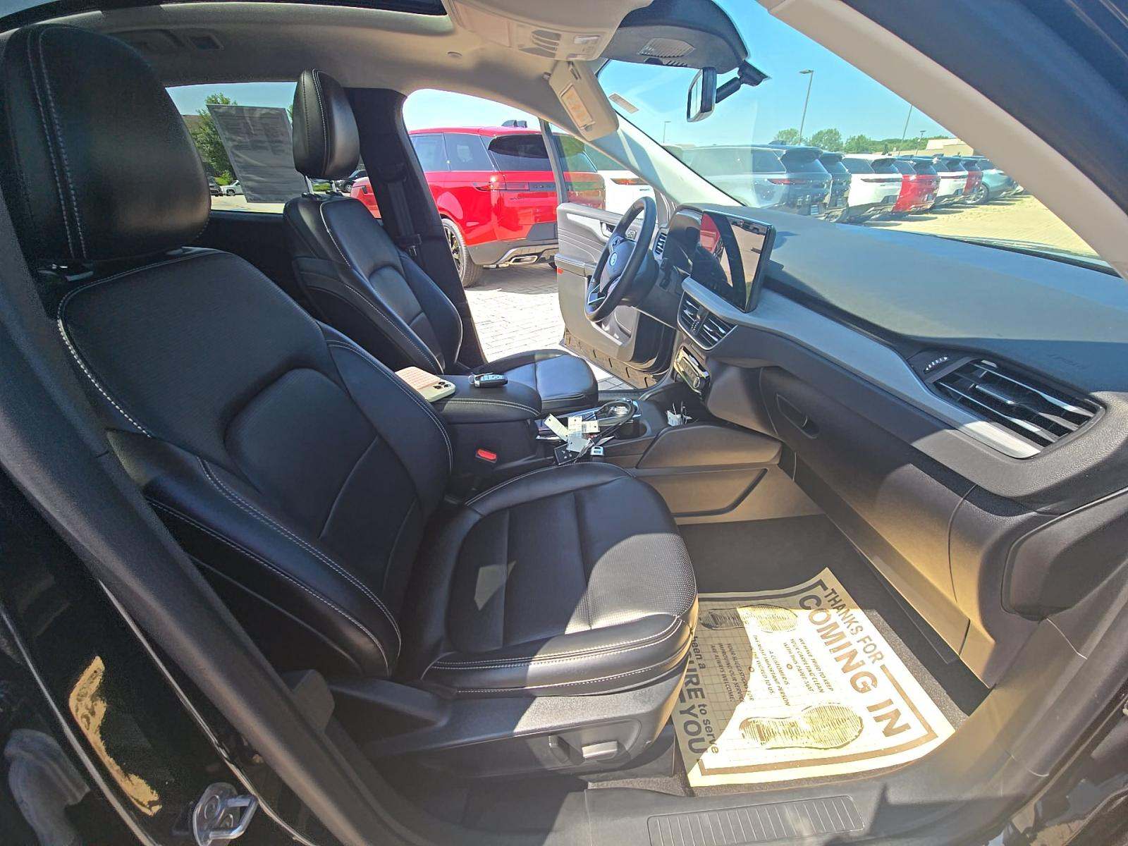 2024 Ford Escape Platinum AWD
